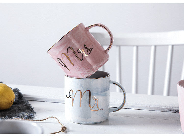 Souvenir Couple Water Cup